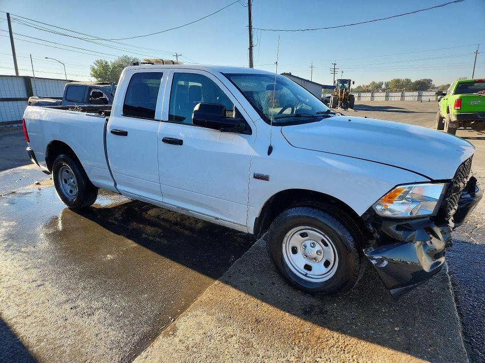 Снимка 4 от търг – 2022 RAM 1500 CLASSIC с VIN 1C6RR7FT6NS208362