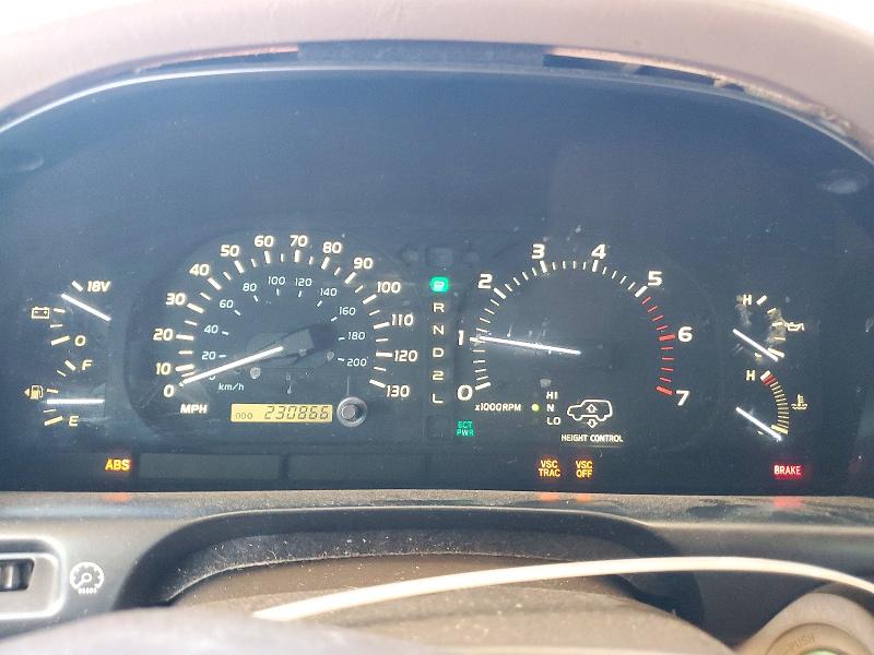 Foto 9 de la subasta – 2002 LEXUS LX con VIN JTJHT00W723515168