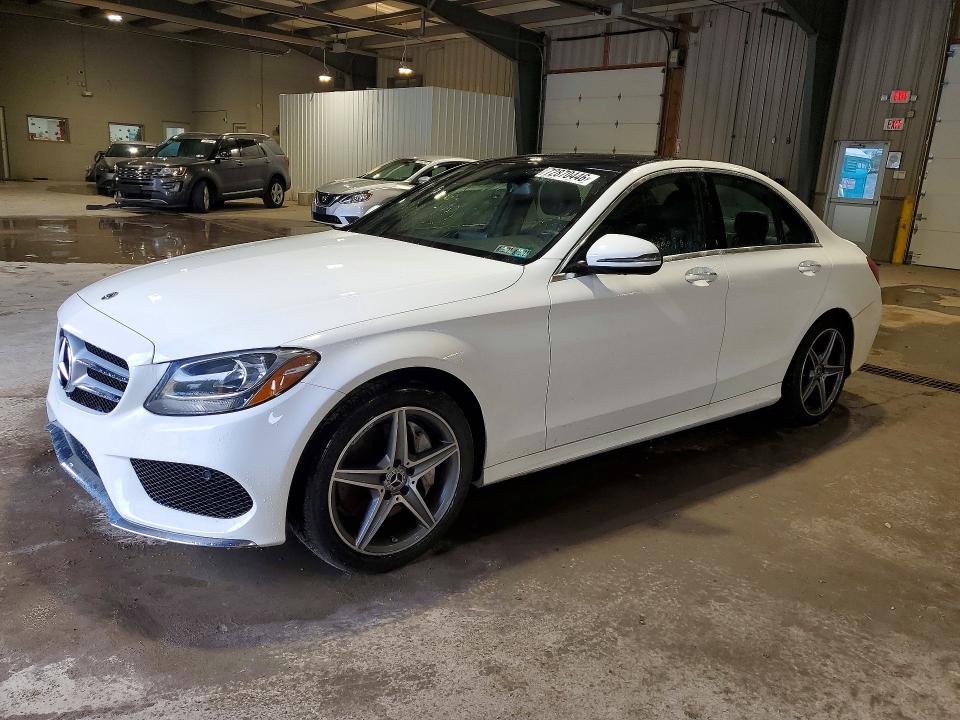 Снимка 1 от търг – 2018 MERCEDES-BENZ C с VIN WDDWF4KB0JR386050