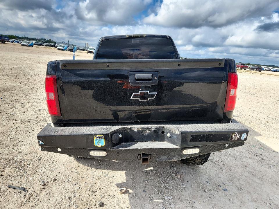 Снимка 6 от търг – 2013 CHEVROLET SILVERADO с VIN 1GCRKSE7XDZ240676
