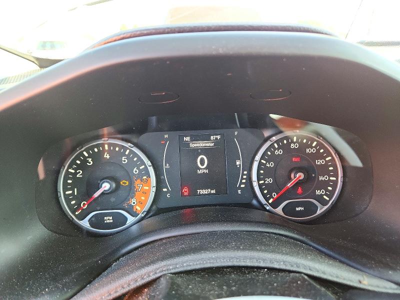 Photo 9 from auction – 2016 JEEP RENEGADE with VIN ZACCJBAW6GPE03123