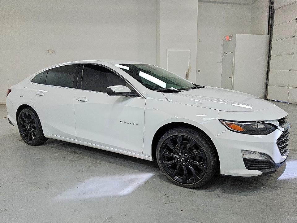 Снимка 4 от търг – 2022 CHEVROLET MALIBU с VIN 1G1ZD5ST9NF197022