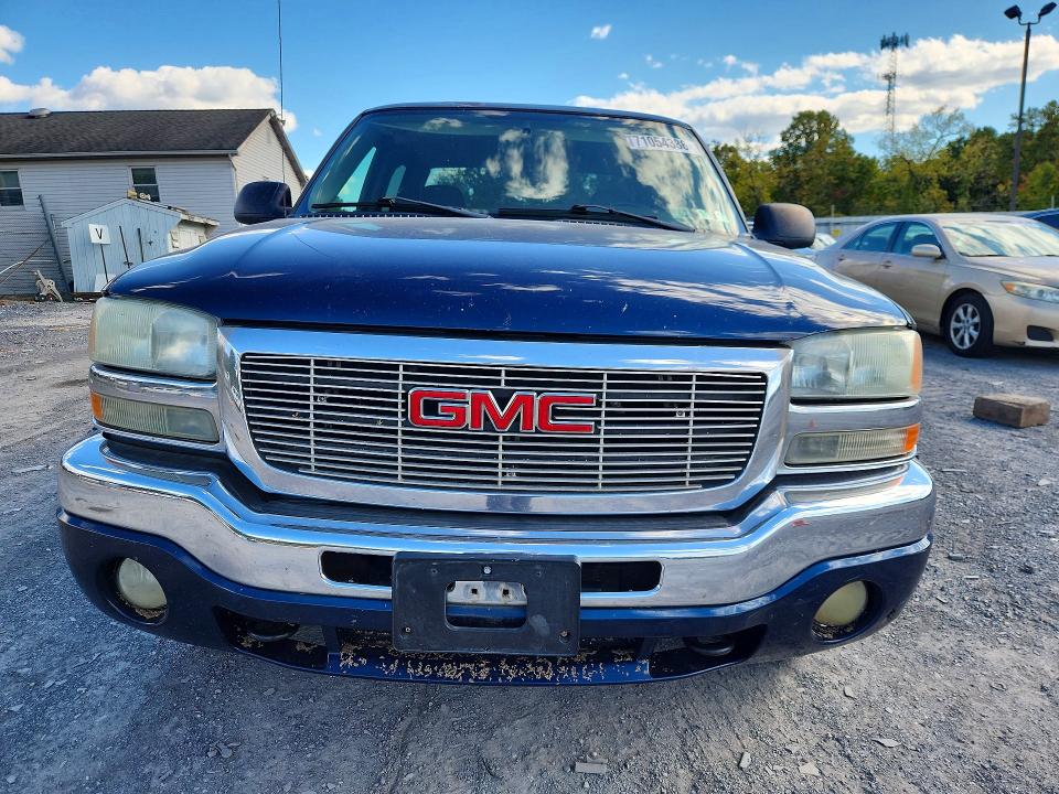 Снимка 5 от търг – 2004 GMC NEW SIERRA с VIN 2GTEK13TX41411783