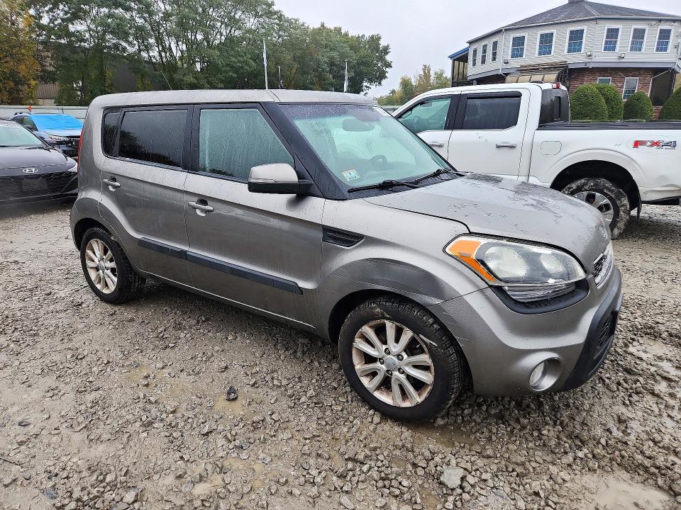 Photo 4 from auction – 2013 KIA SOUL with VIN KNDJT2A66D7488510