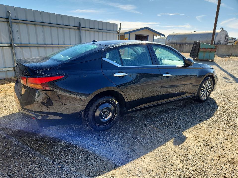 Photo 3 from auction – 2024 NISSAN ALTIMA with VIN 1N4BL4DV6RN415066