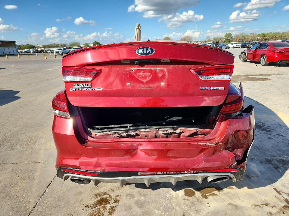 Снимка 6 от търг – 2016 KIA OPTIMA с VIN 5XXGW4L28GG065737