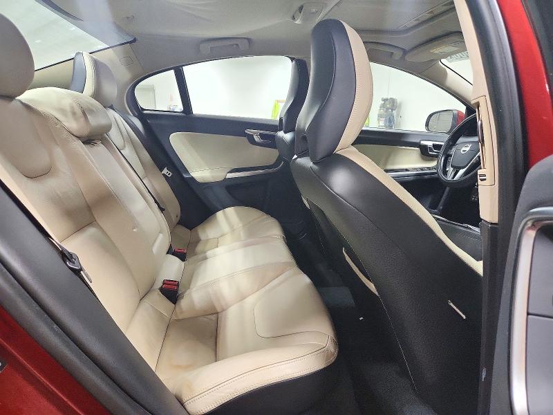 Foto 10 de la subasta – 2011 VOLVO S60 con VIN YV1902FH6B2015507