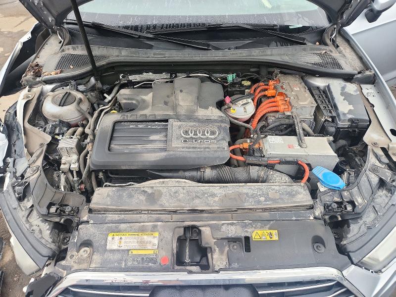Фото 11 с аукциона – 2017 AUDI A3 с VIN WAUSPBFF5HA104823