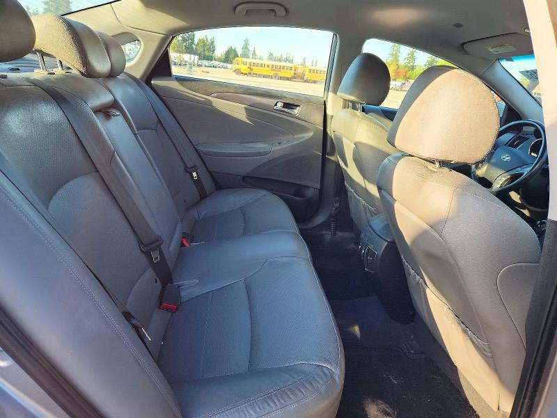 Снимка 10 от търг – 2013 HYUNDAI SONATA с VIN KMHEC4A48DA100056