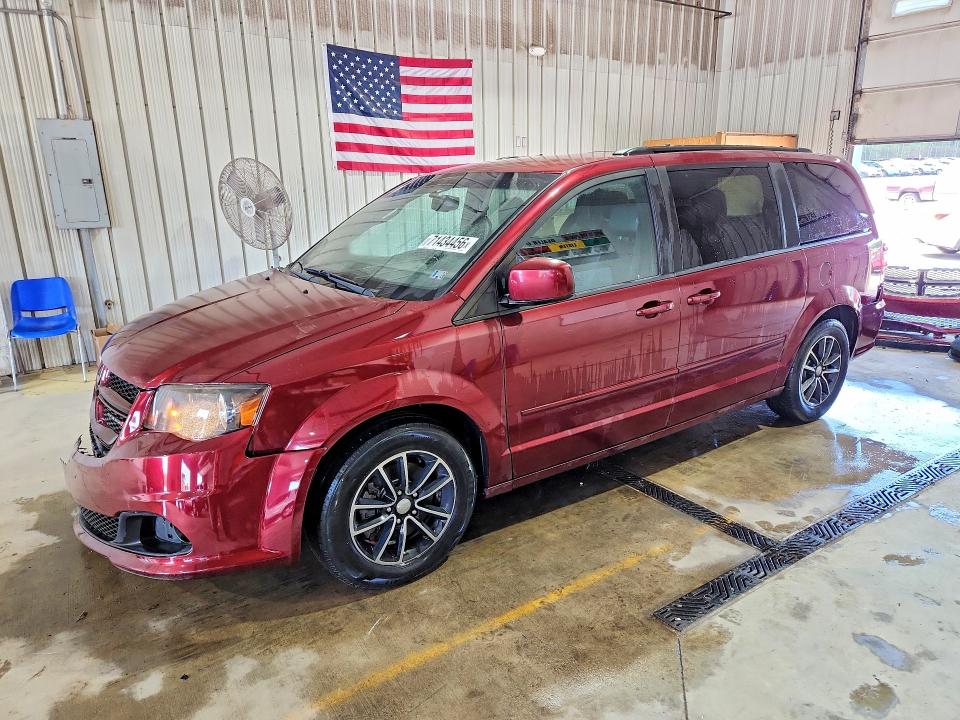 DODGE GRAND CARAVAN 2017 с VIN 2C4RDGEG9HR671923 - Снимка от търг