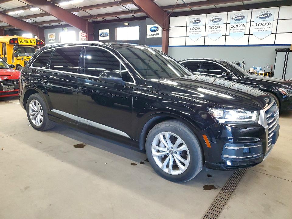 Фото 4 с аукциона – 2017 AUDI Q7 с VIN WA1AAAF75HD026183