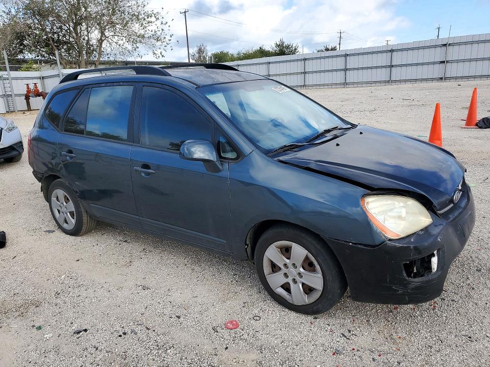 صورة رقم 4 من المزاد - 2009 KIA RONDO مع VIN KNAFG528897252781