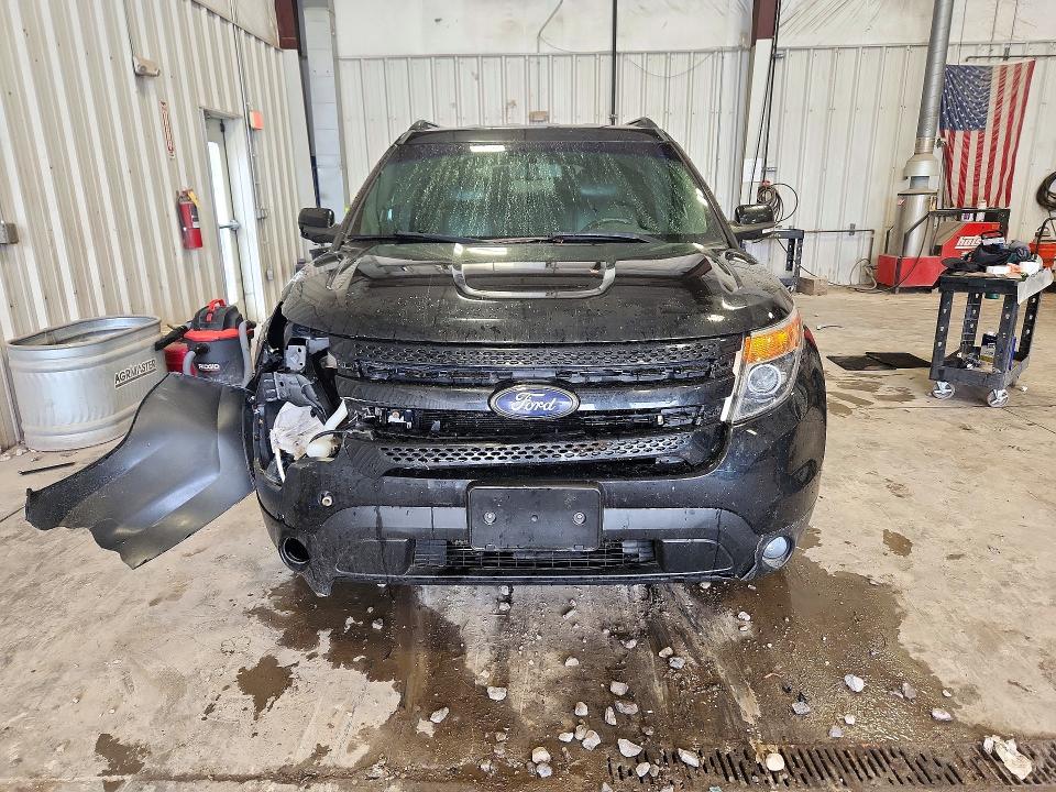 Photo 5 from auction – 2015 FORD EXPLORER with VIN 1FM5K8D84FGB30017