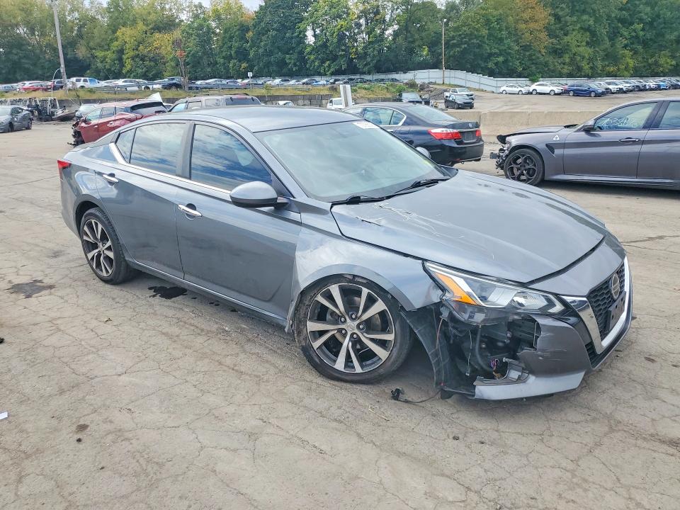 Photo 4 from auction – 2019 NISSAN ALTIMA with VIN 1N4BL4BV3KC166522
