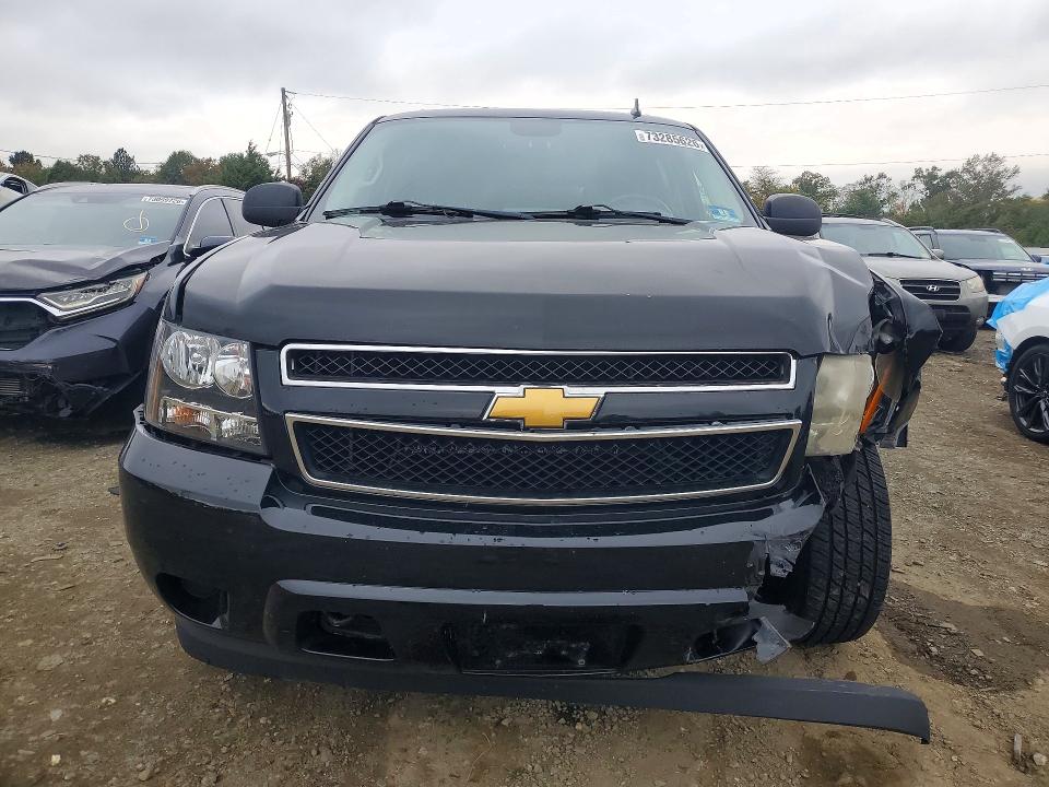 Photo 5 from auction – 2010 CHEVROLET SUBURBAN with VIN 1GNUKHE30AR198399