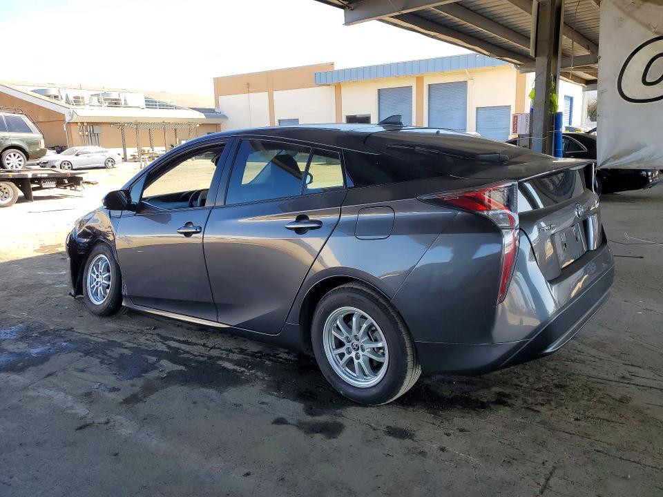 Photo 2 from auction – 2016 TOYOTA PRIUS with VIN JTDKARFU6G3516442