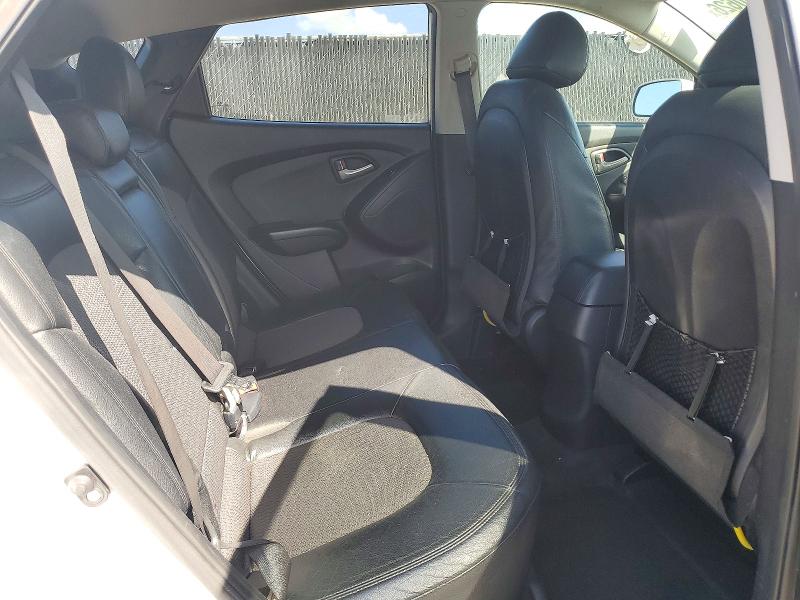 Снимка 11 от търг – 2012 HYUNDAI TUCSON с VIN KM8JU3AC0CU389220