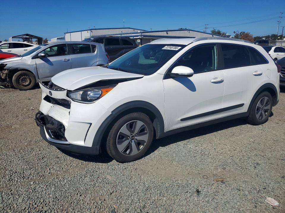 KIA NIRO 2018 with VIN KNDCC3LC1J5162669 - Photo from auction