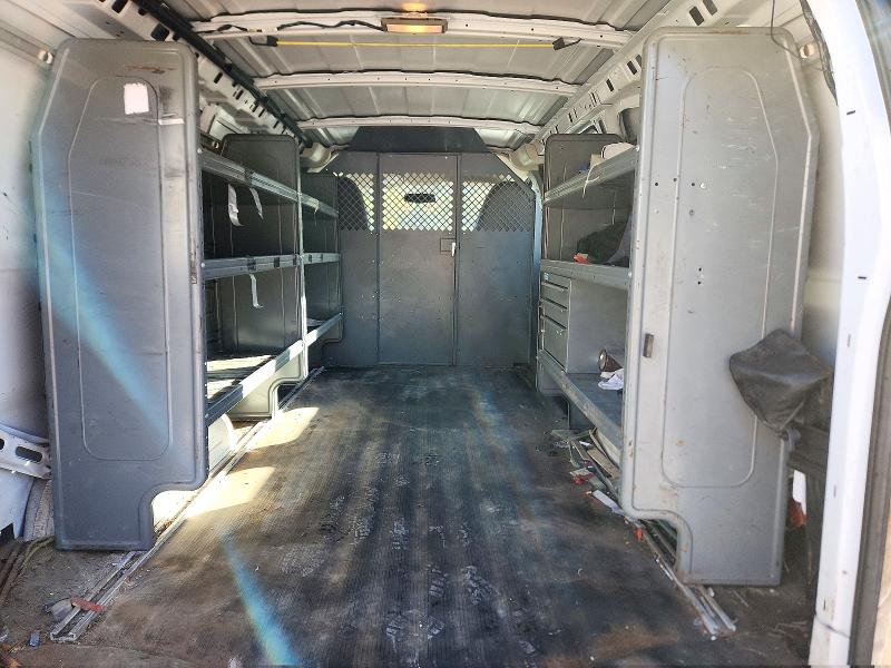 Photo 10 from auction – 2014 CHEVROLET EXPRESS G2500 with VIN 1GCWGFBA8E1164404