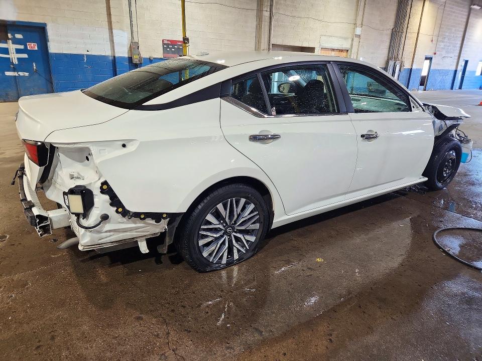Photo 3 from auction – 2025 NISSAN ALTIMA with VIN 1N4BL4DVXSN399086