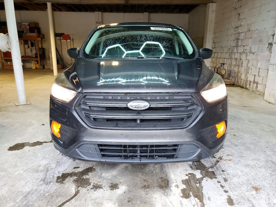 Photo 5 from auction – 2018 FORD ESCAPE with VIN 1FMCU0F72JUB60313