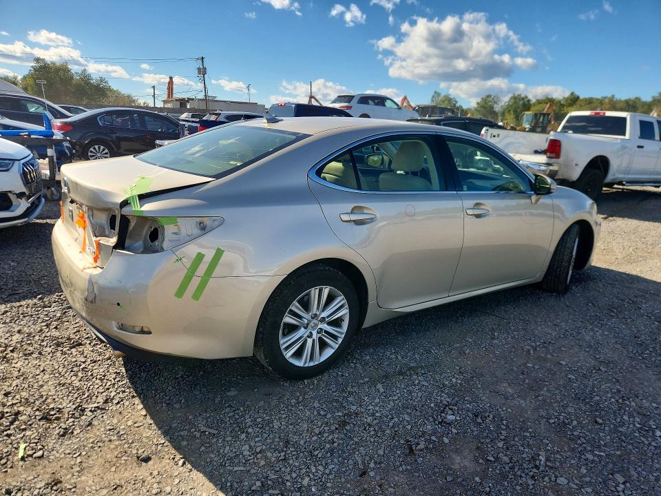 Photo 3 from auction – 2013 LEXUS ES with VIN JTHBK1GG9D2065613