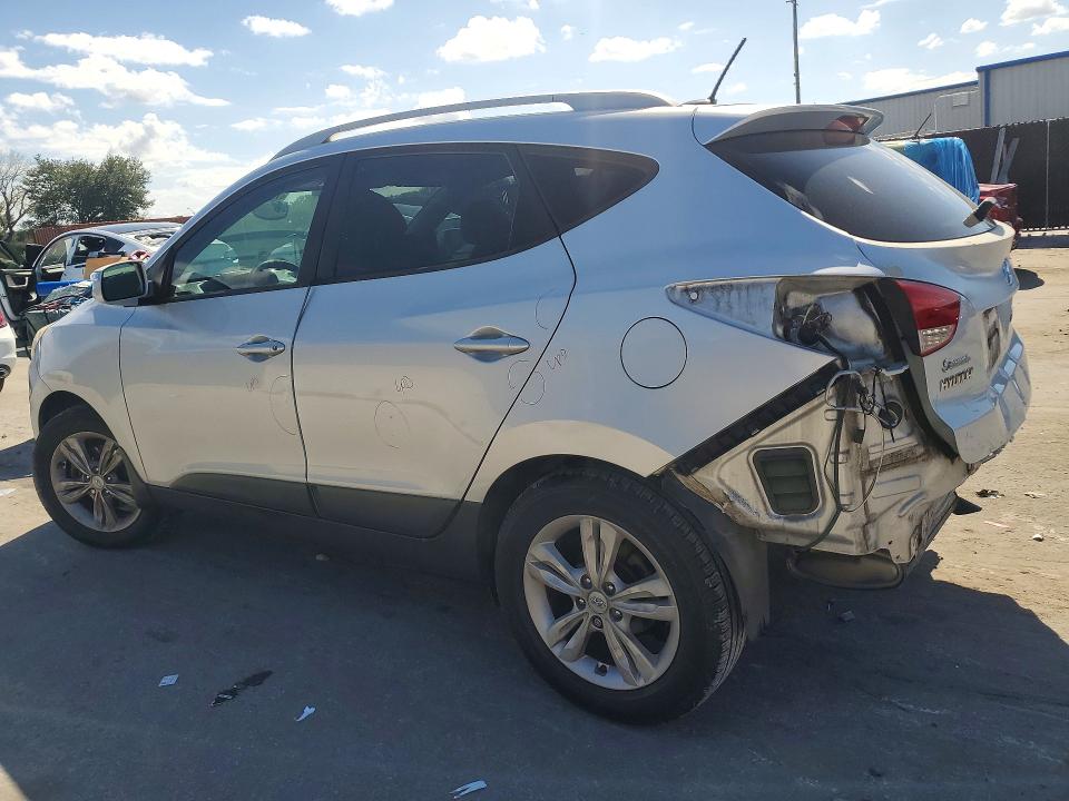 Снимка 2 от търг – 2012 HYUNDAI TUCSON с VIN KM8JU3AC0CU389220