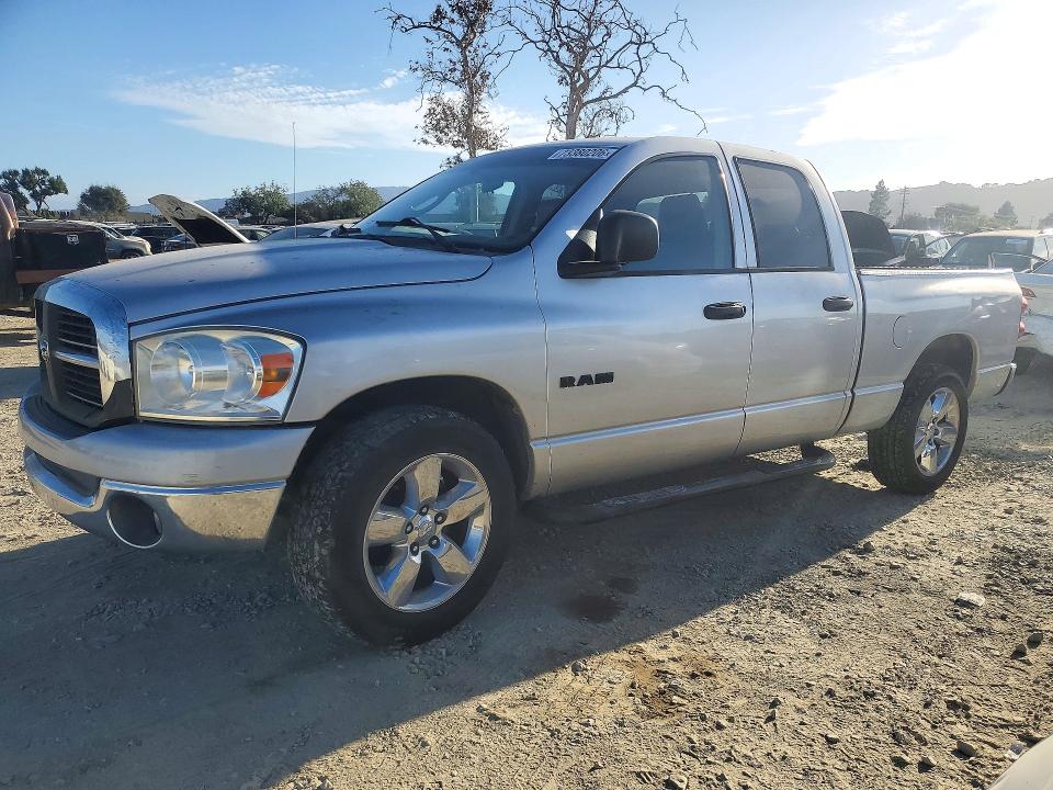DODGE RAM 1500 2008 с VIN 1D7HA18N78J180305 - Снимка от търг