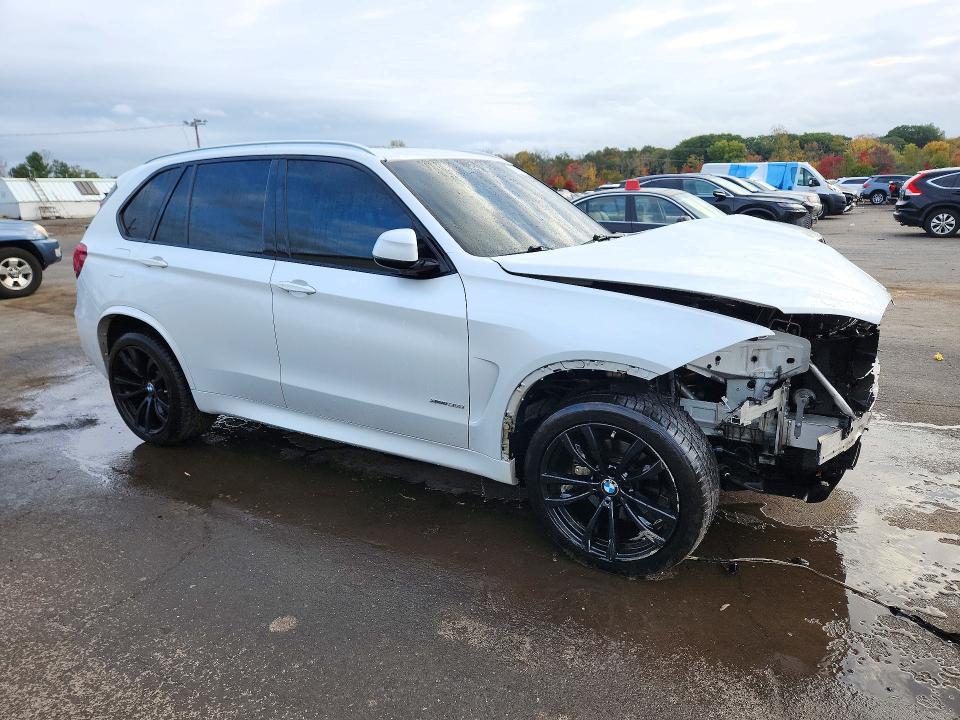Снимка 4 от търг – 2018 BMW X5 с VIN 5UXKR0C55J0Y01450