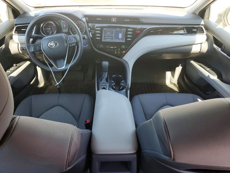 Снимка 8 от търг – 2019 TOYOTA CAMRY с VIN 4T1B31HK8KU006888