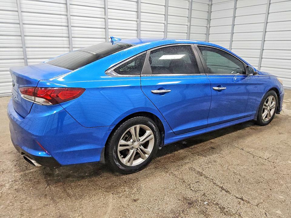 Photo 3 from auction – 2018 HYUNDAI SONATA with VIN 5NPE34AF0JH647087