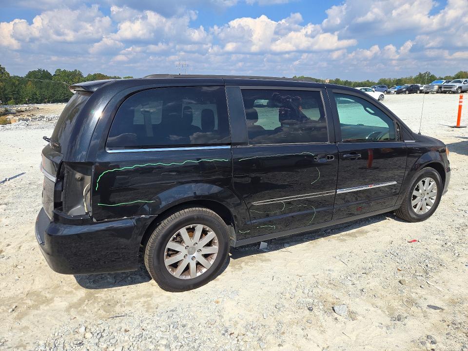 Снимка 3 от търг – 2016 CHRYSLER TOWN & COUNTRY с VIN 2C4RC1BG6GR298214