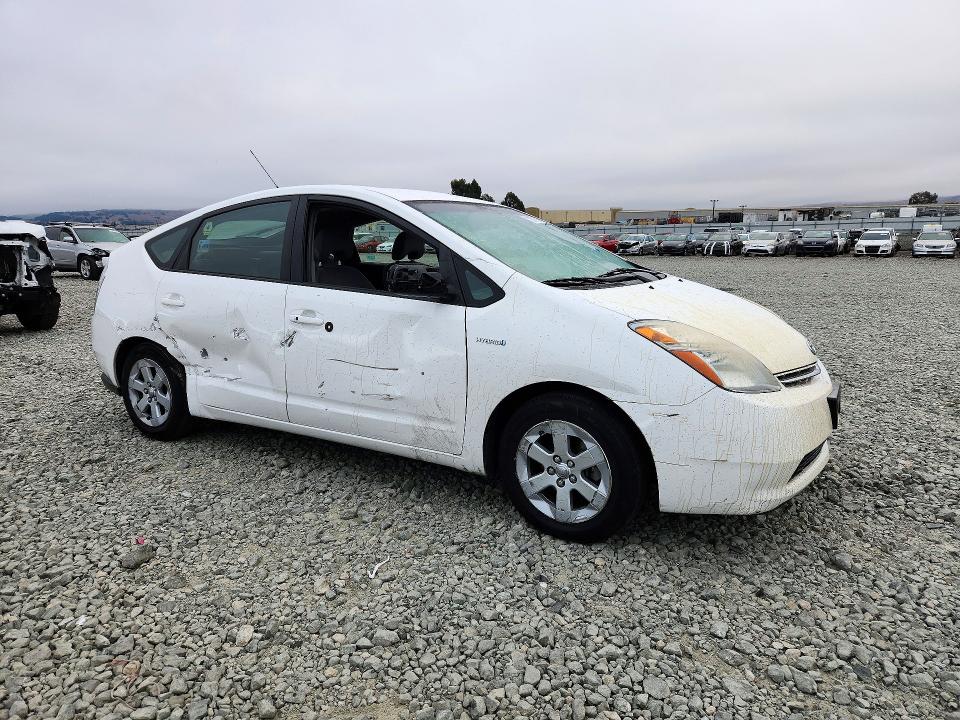 Photo 4 from auction – 2006 TOYOTA PRIUS with VIN JTDKB20U567080705