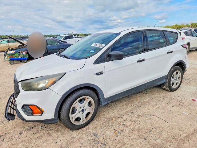 Снимка 1 от търг – 2018 FORD ESCAPE с VIN 1FMCU0F70JUB24264