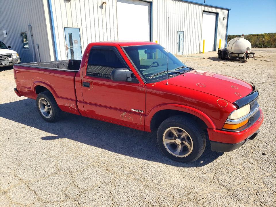 Снимка 4 от търг – 2000 CHEVROLET S10 с VIN 1GCCS14W1YK214054