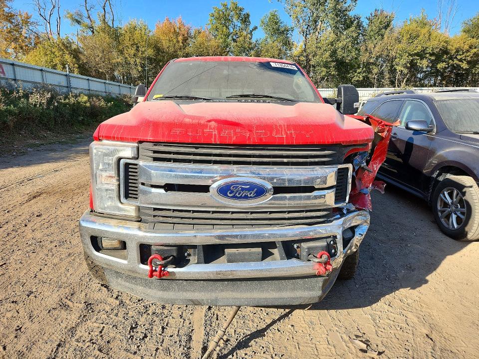 Снимка 5 от търг – 2019 FORD F250 с VIN 1FT7W2B67KEG56390