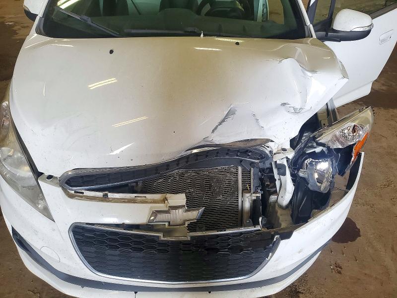 Снимка 11 от търг – 2015 CHEVROLET SPARK с VIN KL8CF6S91FC708235