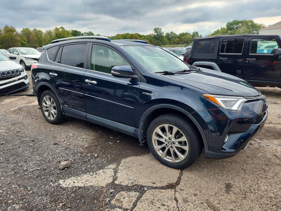 Photo 4 from auction – 2017 TOYOTA RAV4 HV with VIN JTMDJREV9HD084928