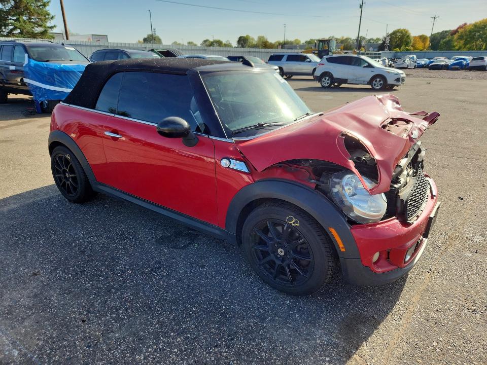 Photo 4 from auction – 2011 MINI COOPER with VIN WMWZP3C56BT296152
