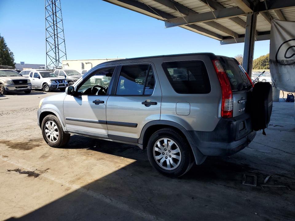 Photo 2 from auction – 2006 HONDA CR-V with VIN JHLRD78816C056070