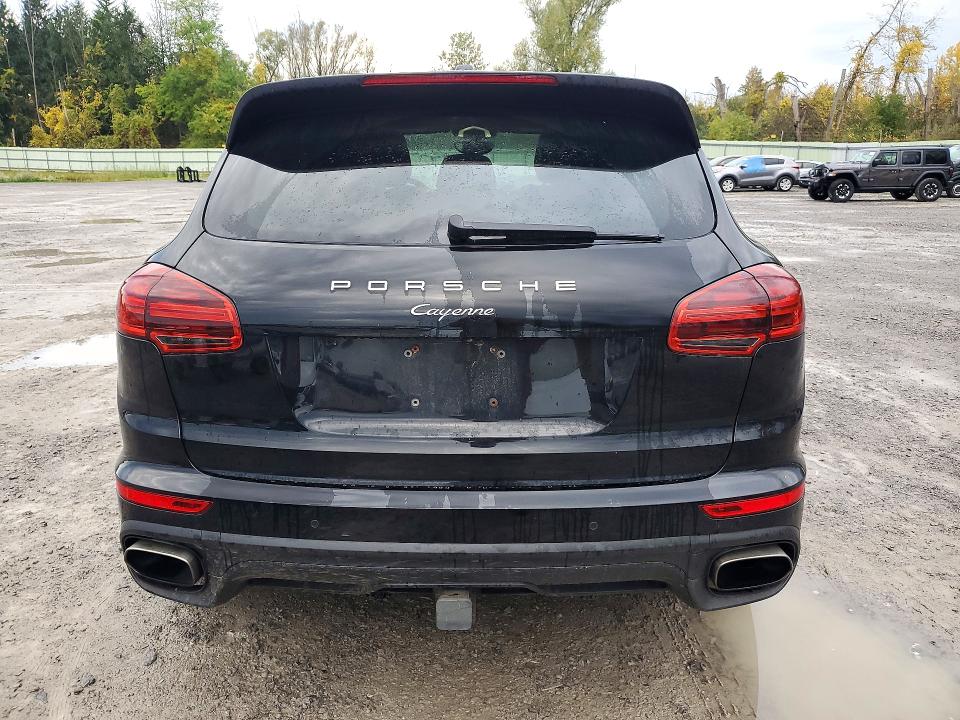 صورة رقم 6 من المزاد - 2017 PORSCHE CAYENNE مع VIN WP1AA2A27HKA81932
