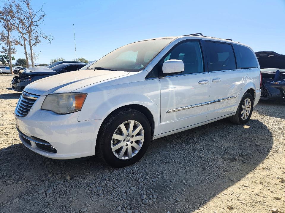 CHRYSLER TOWN & COUNTRY 2014 с VIN 2C4RC1BG9ER400375 - Снимка от търг