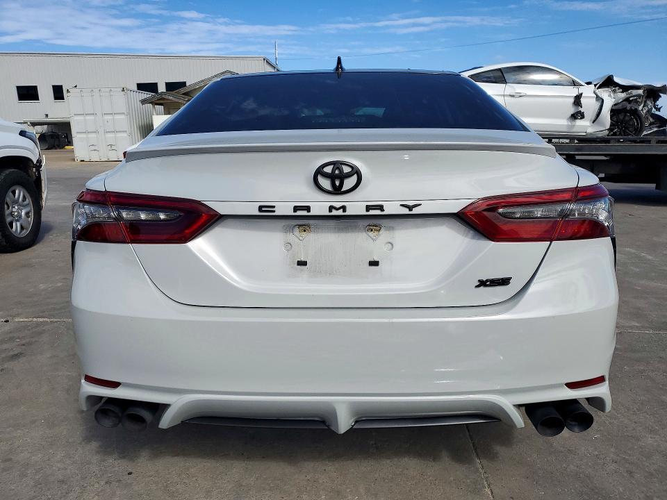 Снимка 6 от търг – 2023 TOYOTA CAMRY с VIN 4T1K61AK8PU175480