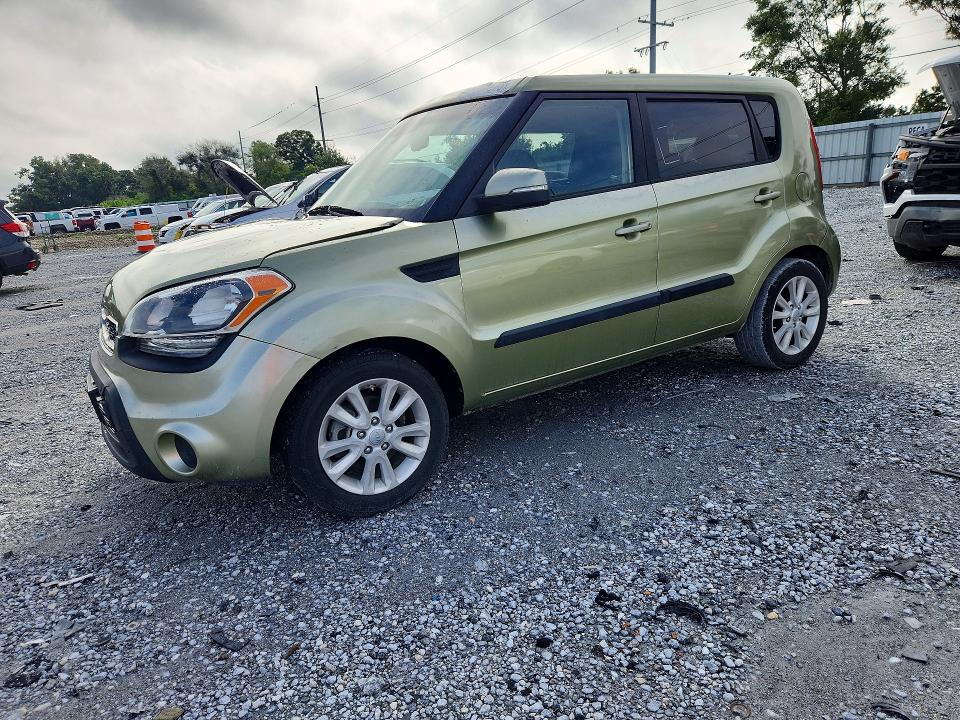 KIA SOUL 2013 con VIN KNDJT2A62D7598437 - Foto de la subasta