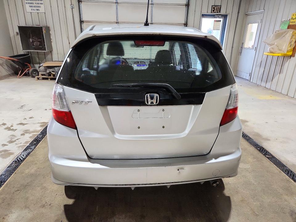 Zdjęcie 6 z aukcji – 2013 HONDA FIT z VIN JHMGE8H5XDC072048