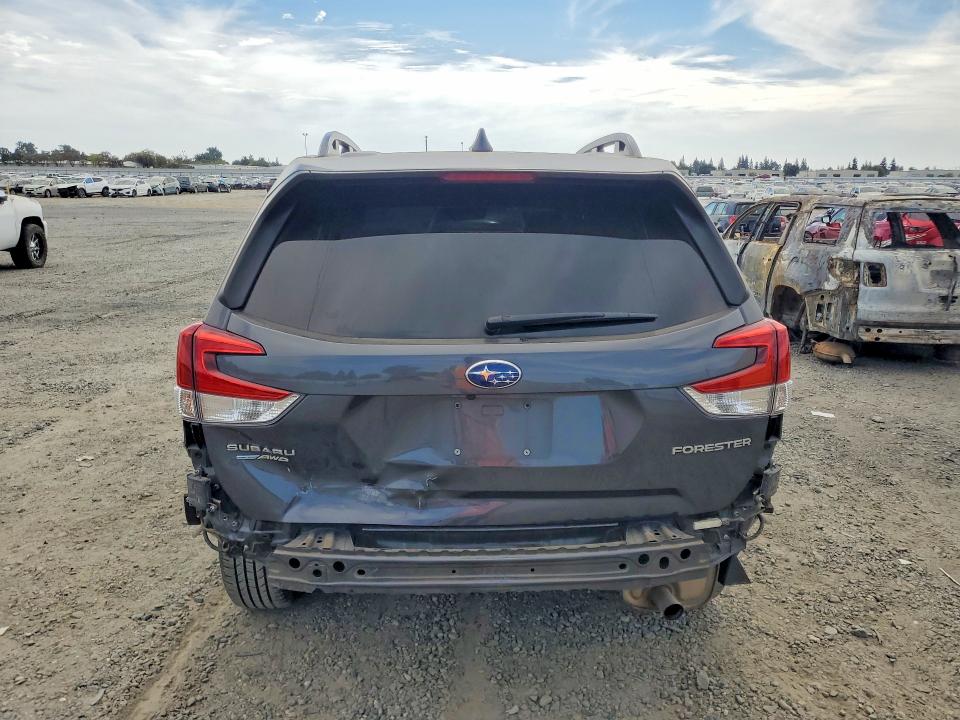 Снимка 6 от търг – 2022 SUBARU FORESTER с VIN JF2SKAECXNH403473