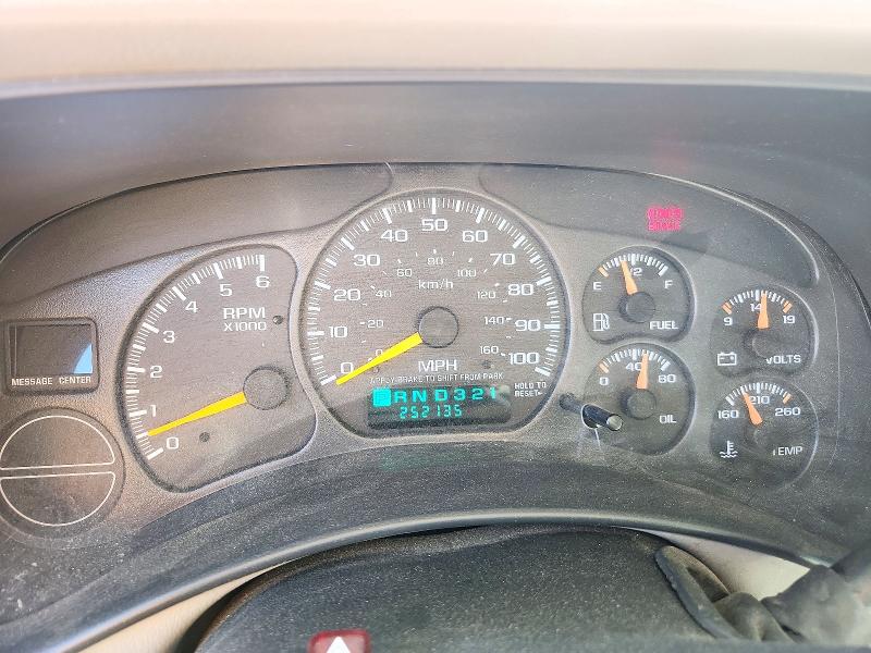 Снимка 9 от търг – 2001 CHEVROLET TAHOE с VIN 1GNEK13T01R124060
