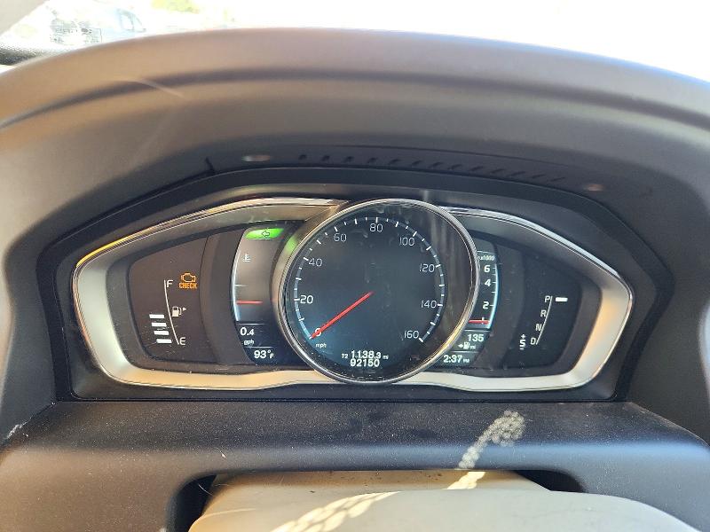 Foto 9 de la subasta – 2015 VOLVO XC60 con VIN YV449MDK0F2745903
