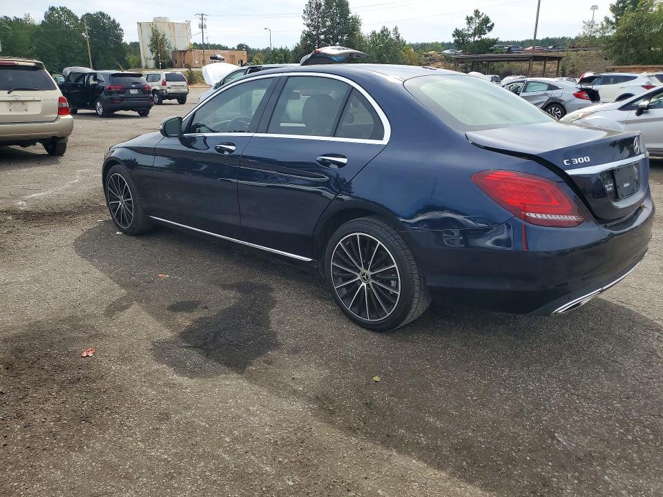 Снимка 2 от търг – 2021 MERCEDES-BENZ C с VIN W1KWF8DB2MR644903