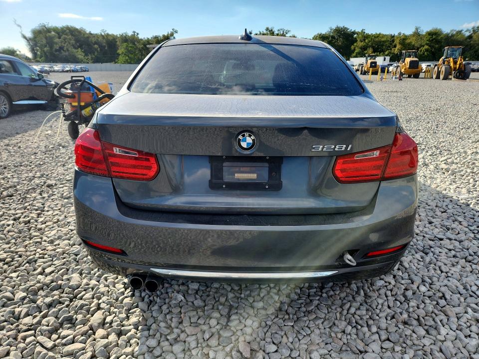 Снимка 6 от търг – 2013 BMW 328 с VIN WBA3A5G52DNP20897